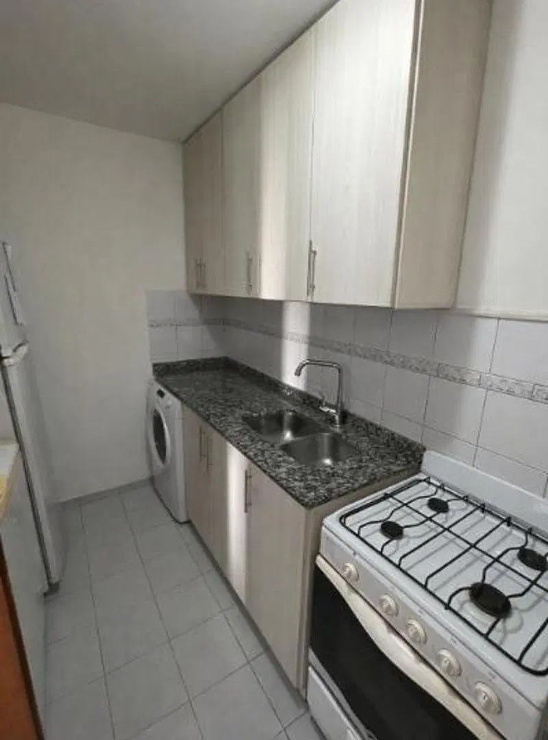 Departamento con Cochera en Garibaldi 779 5