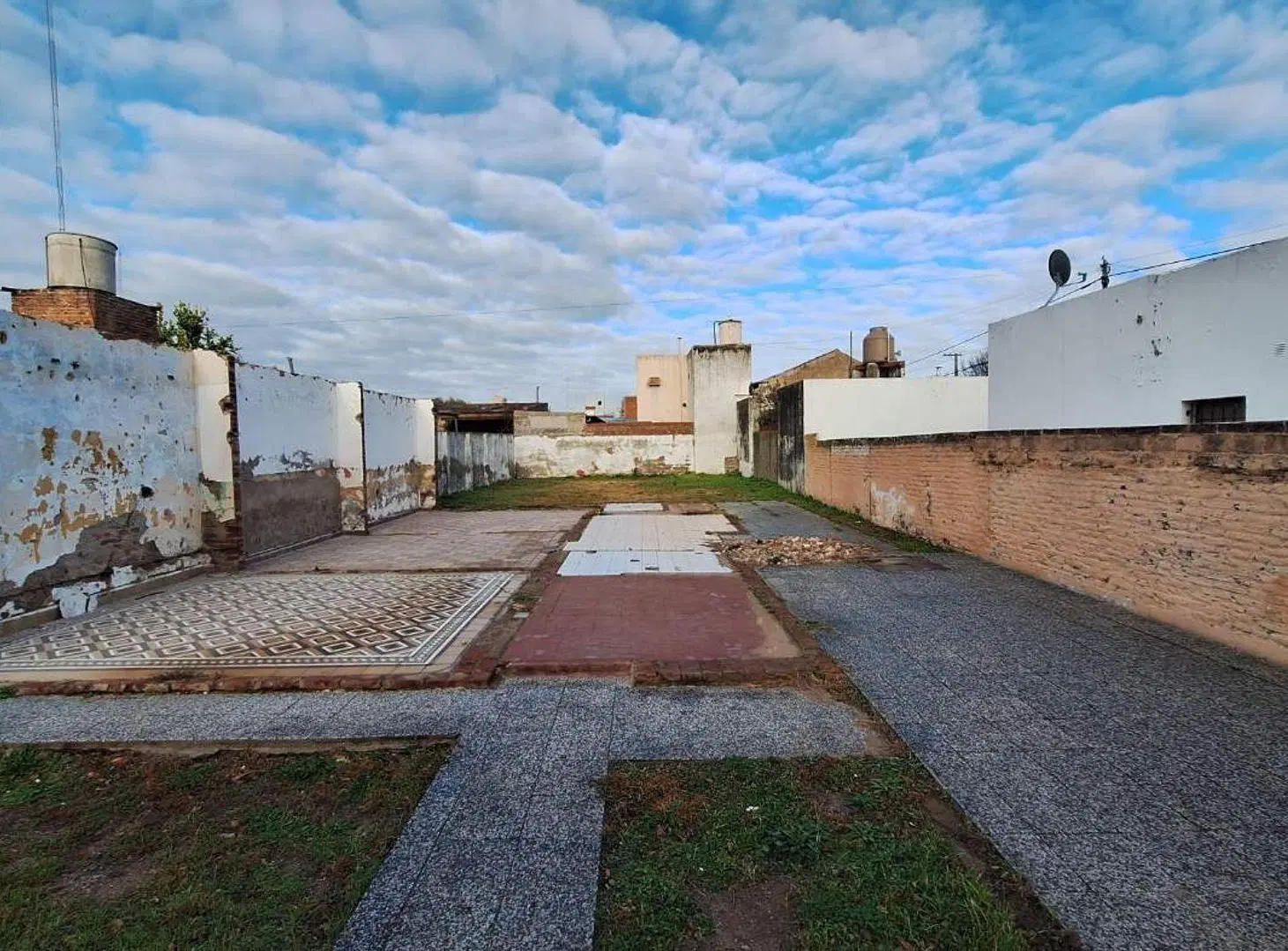 Terreno en Dante Alighieri 1000 3