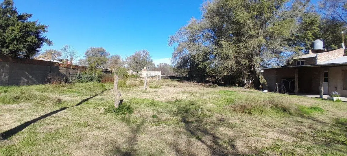 Terreno en B. Mitre entre Castex y Hernandez 4