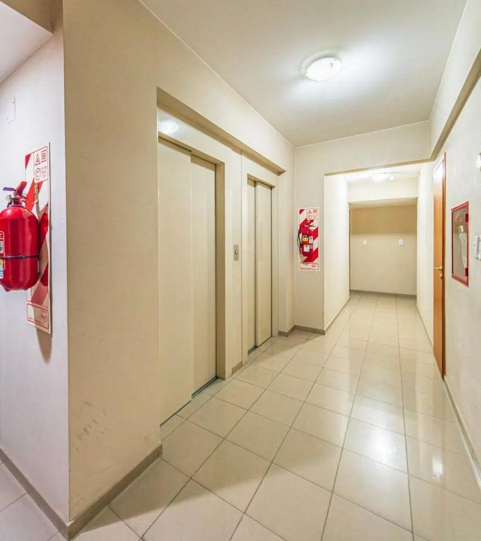 Departamento Inas Garibaldi 267 4° B 1