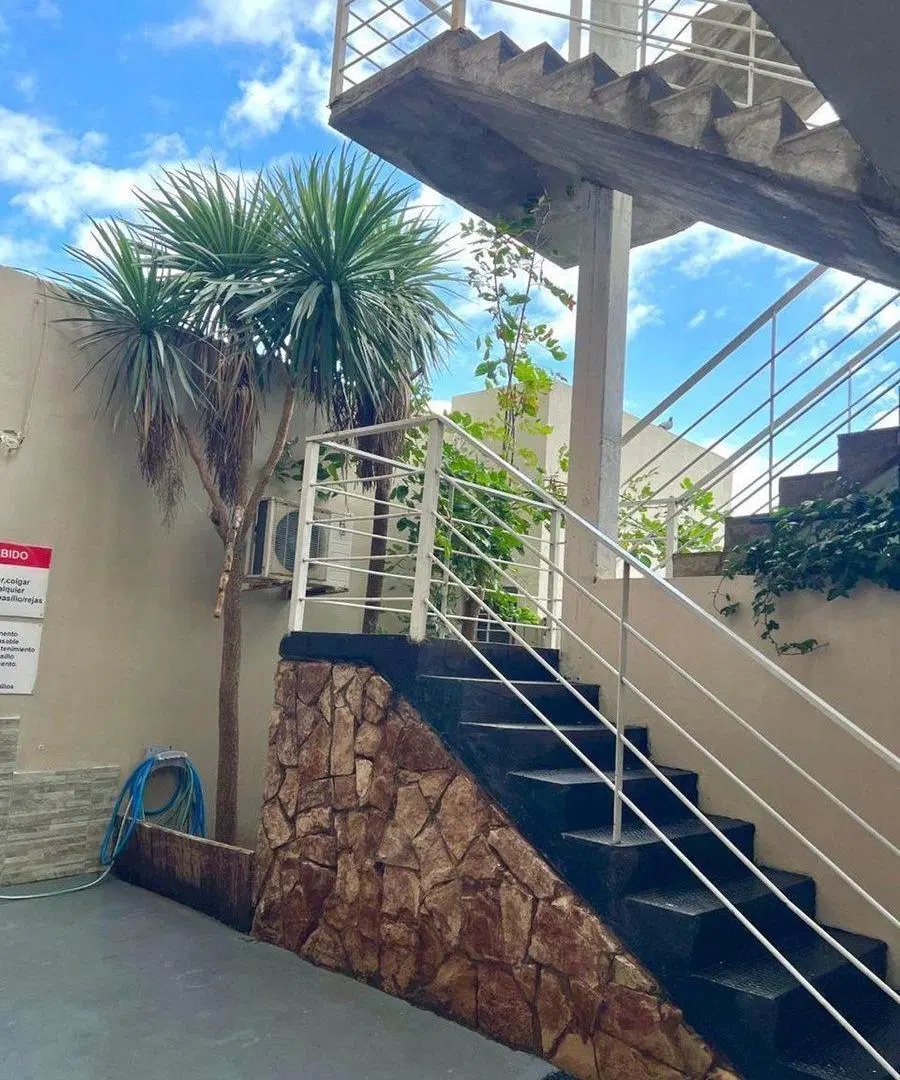 COMPLEJO DE DEPARTAMENTOS EN CALLE GARIBALDI 56 3