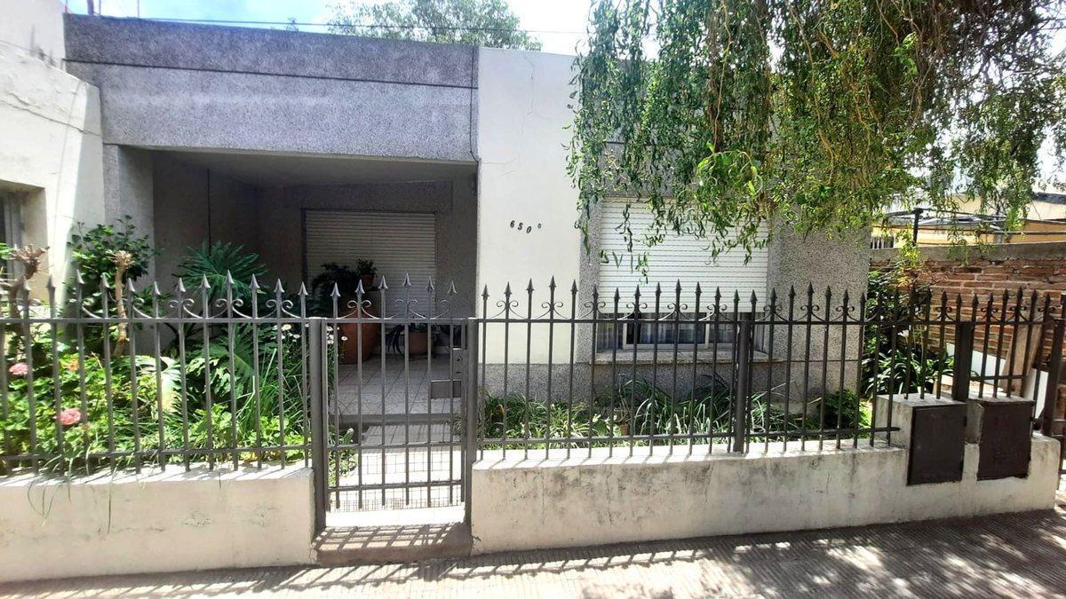 Casa en Calle 13 650
