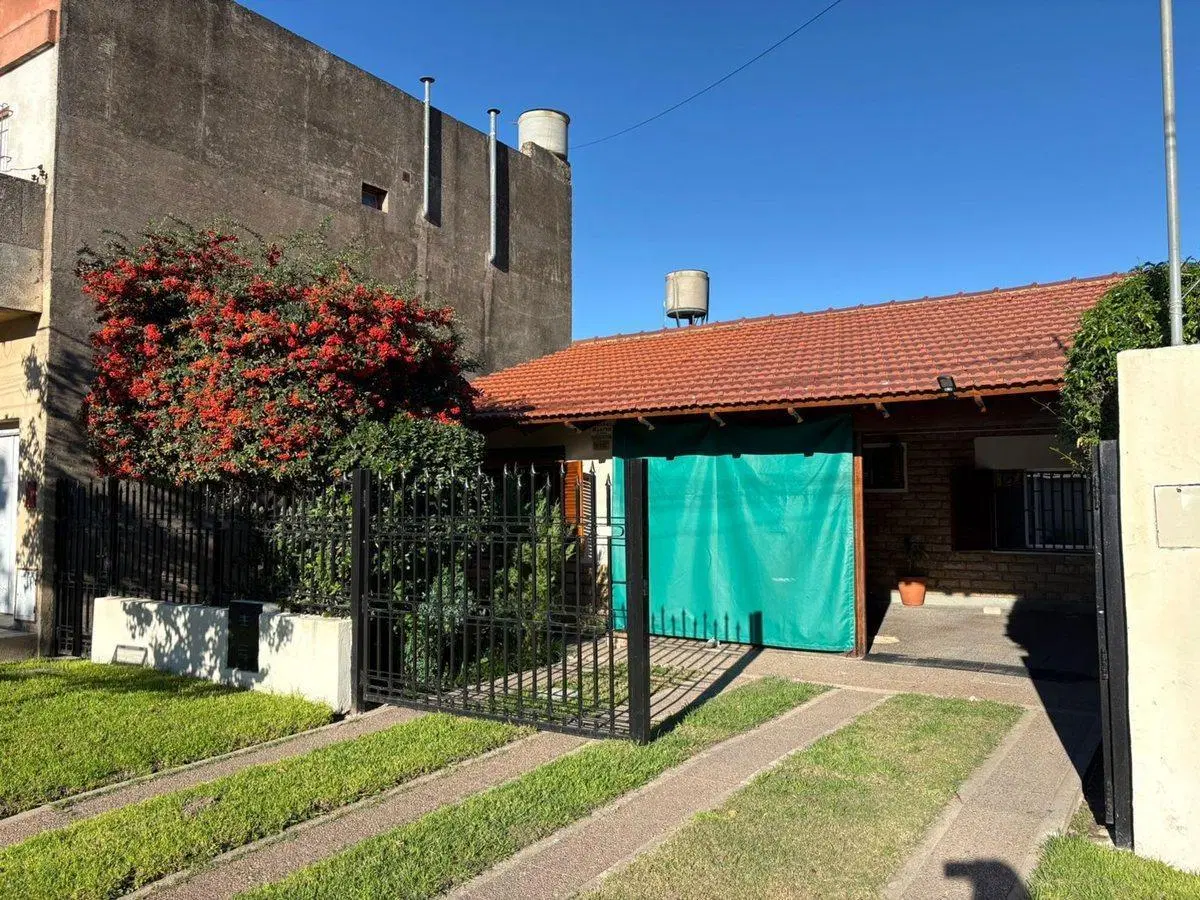Casa en calle 35bis 315 2