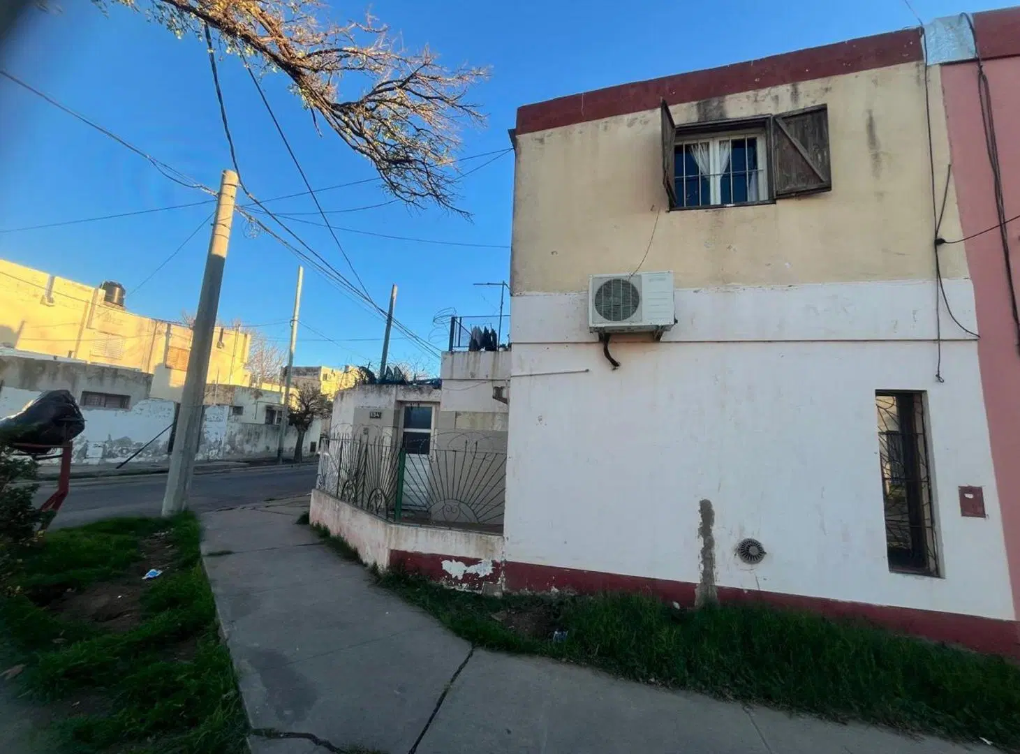 Casa Duplex Santiago Alvarez y Gatica 2