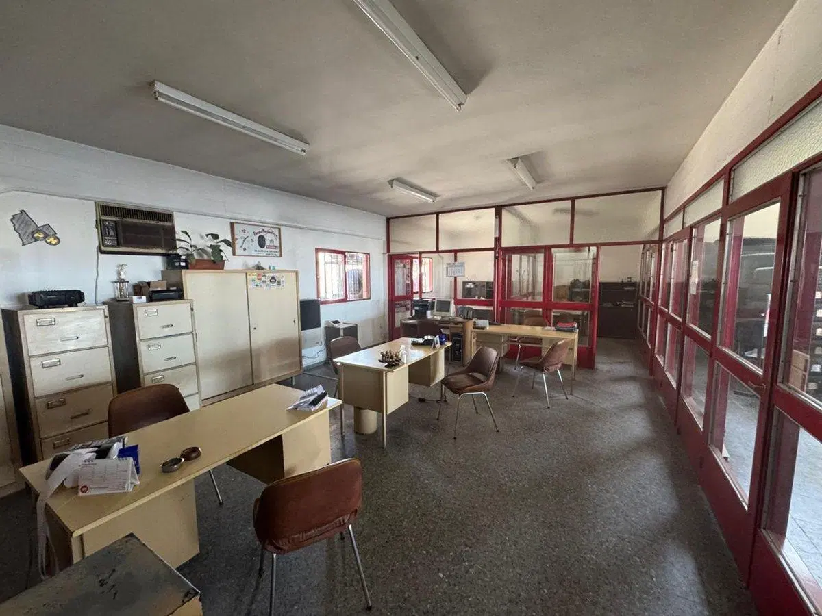 Local comercial en Av. Pedro Luro 2130 5