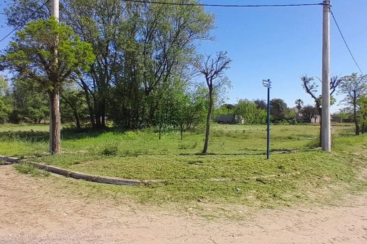 Terreno Balcarce esq. Entre Ríos - Ataliva Roca 8