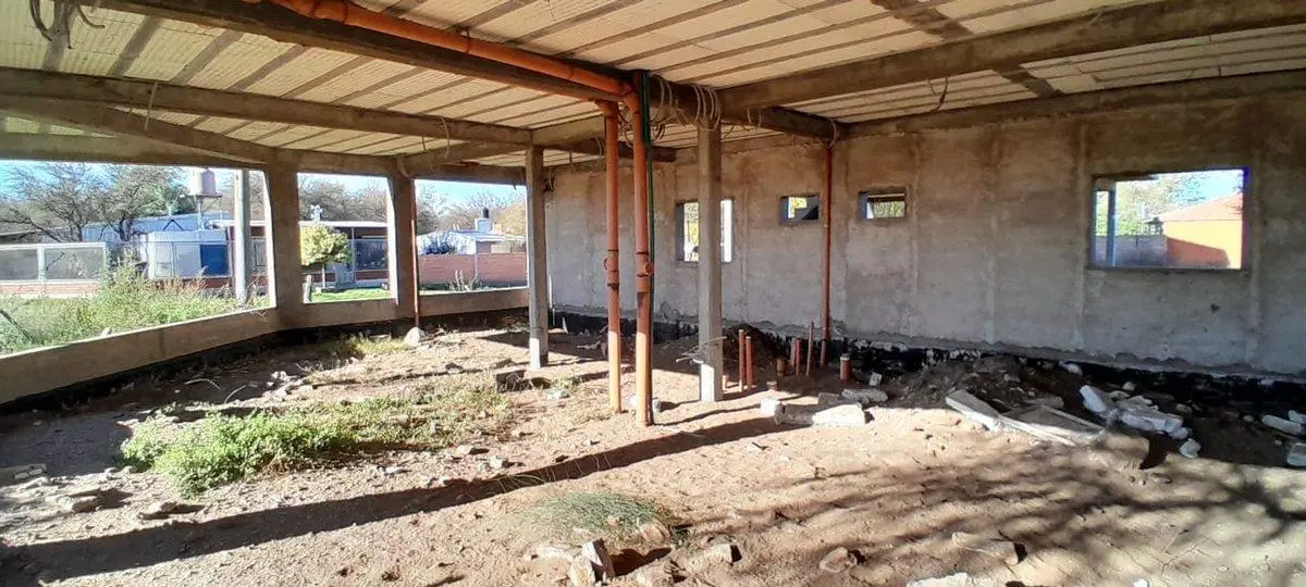 Locales y departamentos en construcción en Toay 3