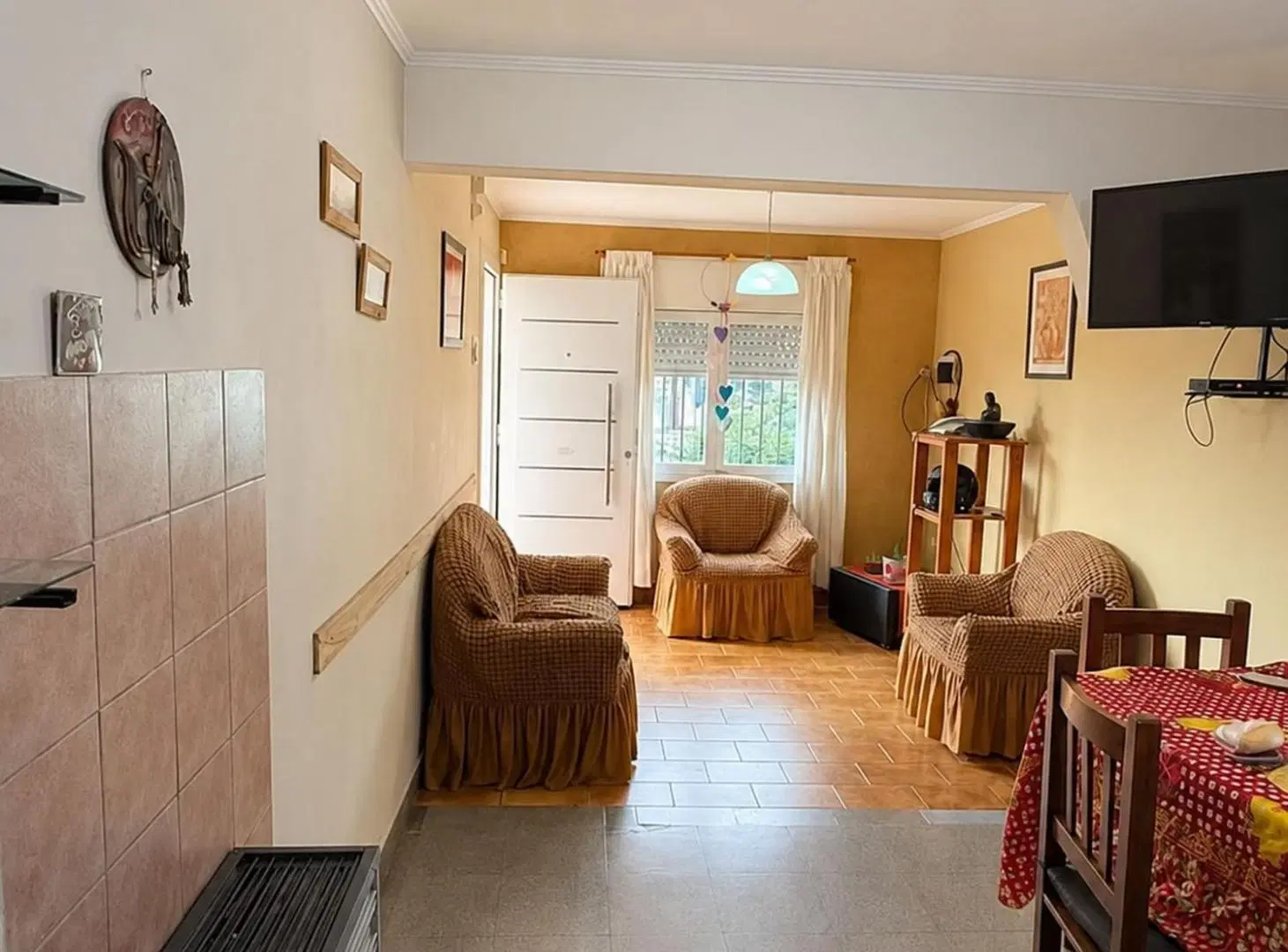 Casa Giachino 2171-  Barrio Villa Elisa 4
