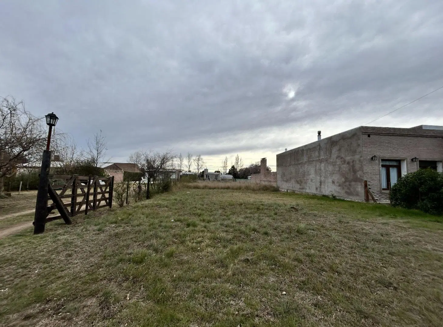 Terreno sobre Rondeau entre Victoria y 9 de Julio 3