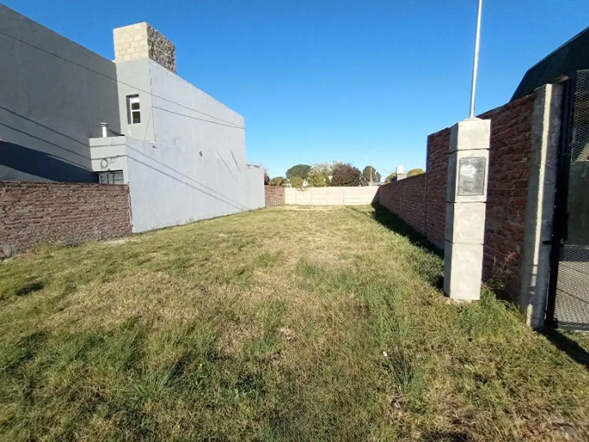 Terreno calle Vigne Casi Av. del Trabajo 5
