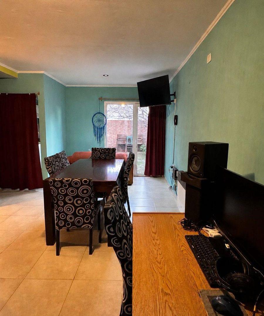 Foto de Casa Dúplex en Selva Norte 1027, imagen 2