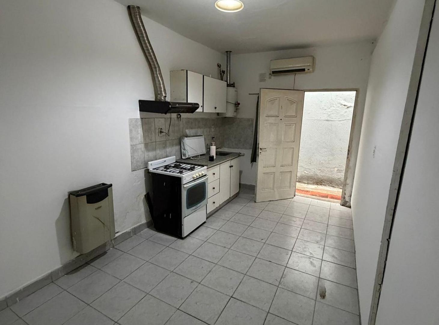 Foto de Complejo de departamentos calle 24 N°355, imagen 4