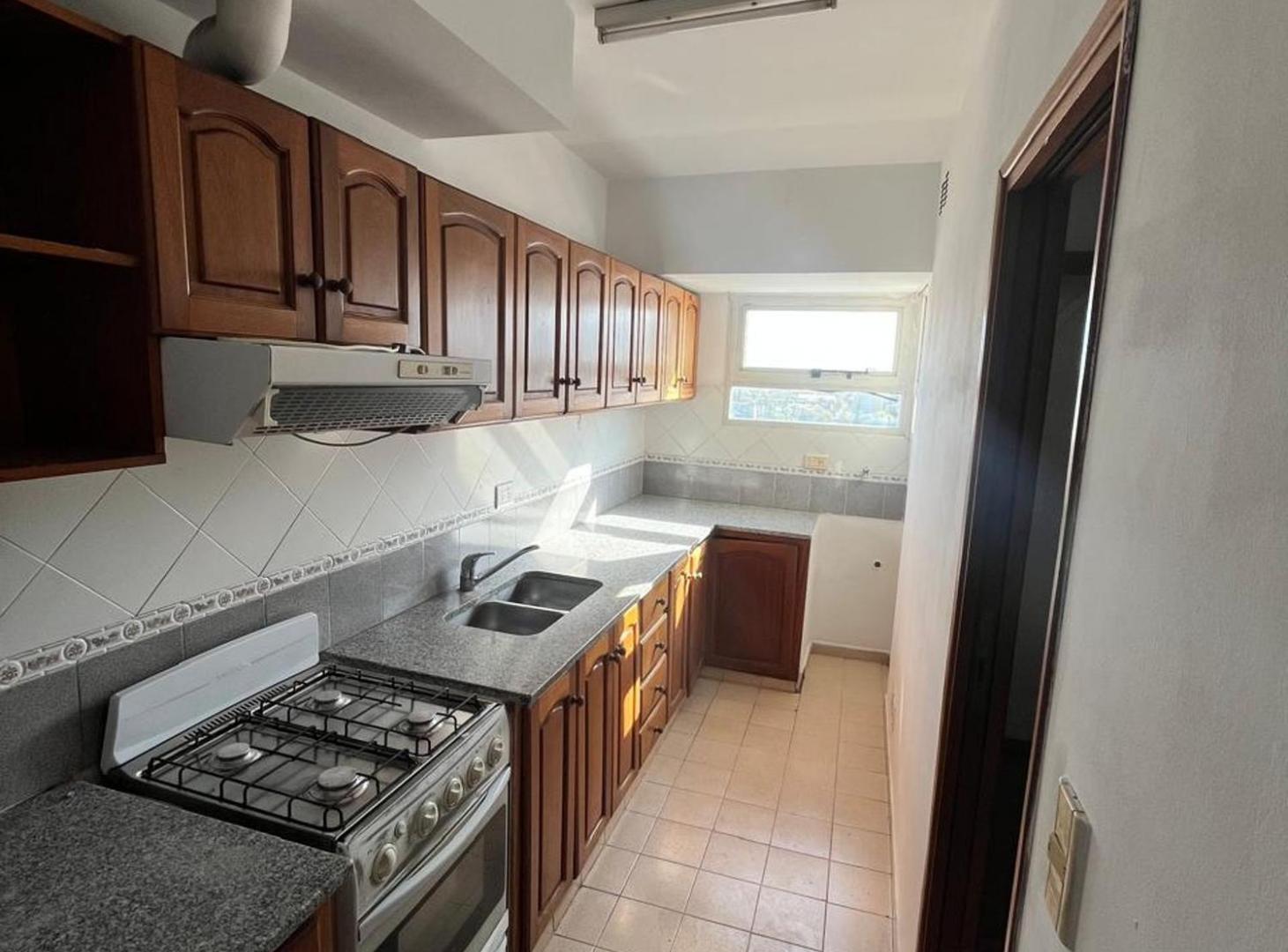 Foto de Alquiler Departamento Rivadavia 355, imagen 4