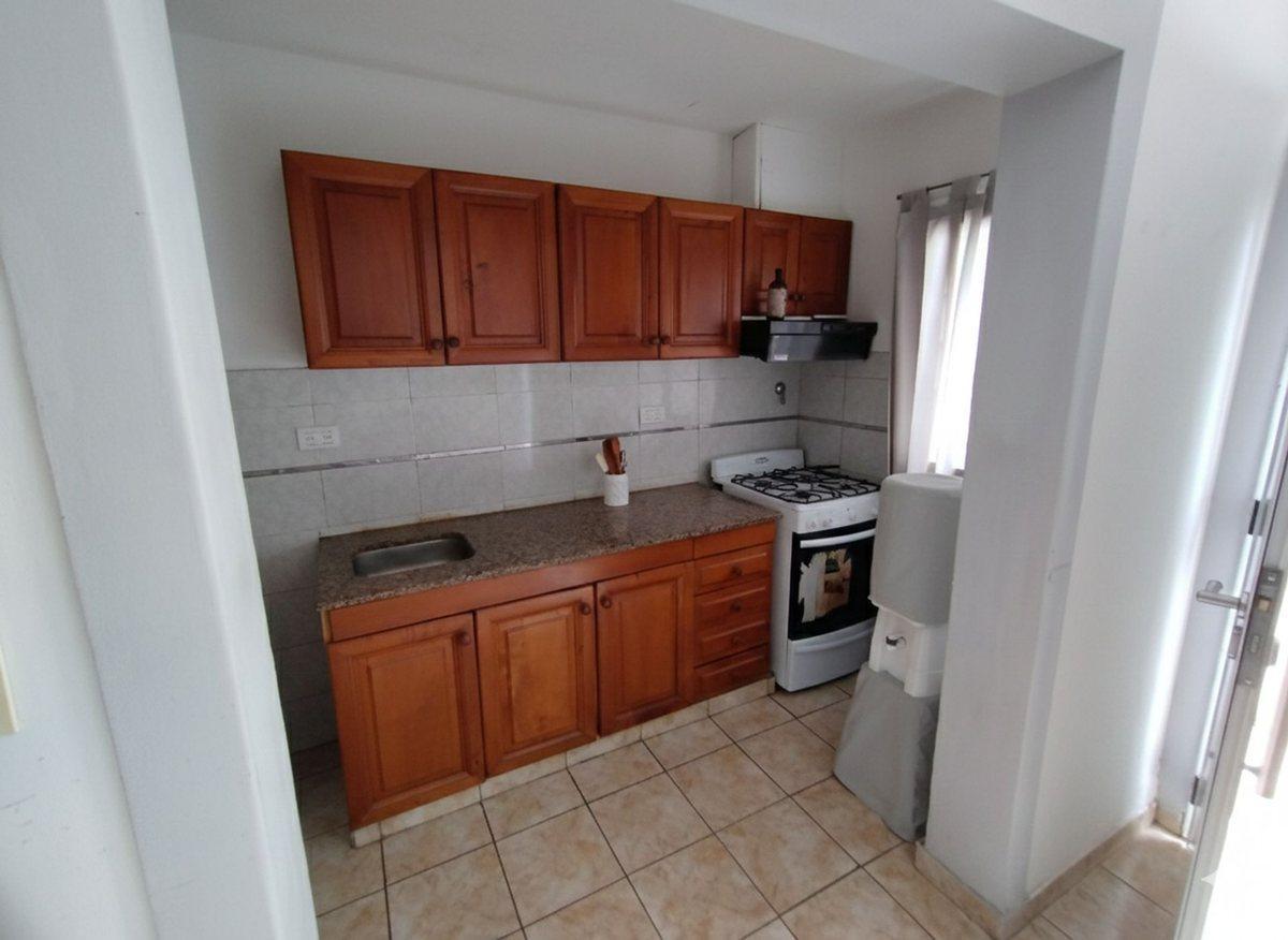 Foto de Departamento Dúplex con cochera en Cervantes 345, imagen 3