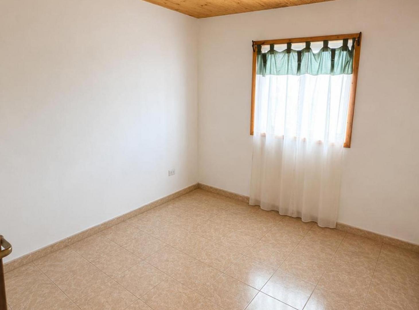 Foto de Casa + pileta en Av. 13 de Caballería 545, imagen 4
