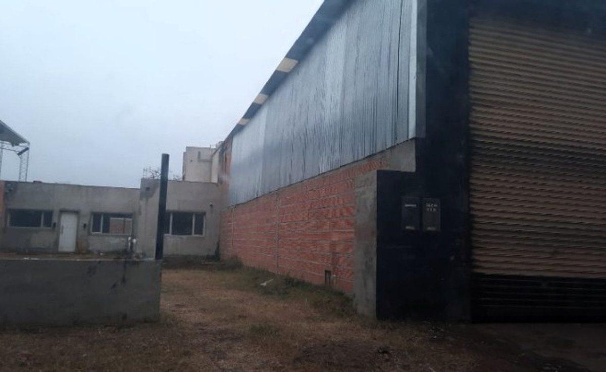 Foto de Galpón mas casa en Calle 44 esquina 1, imagen 5