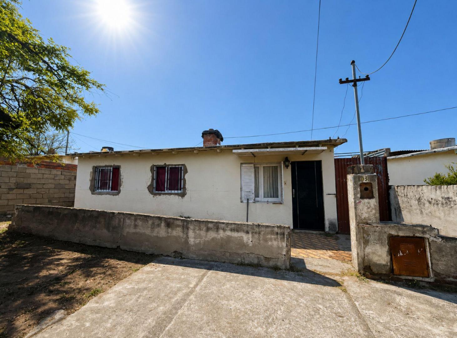 Foto de Casa + Depto. B.Alonso, entre Jujuy y A. Argentina, imagen 2
