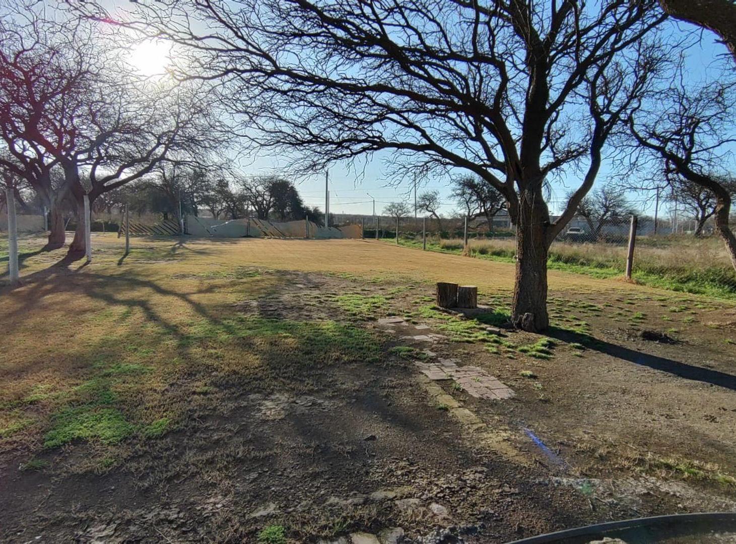 Foto de Terreno en Julieta Lanteri casi Av. Uruguay, imagen 3