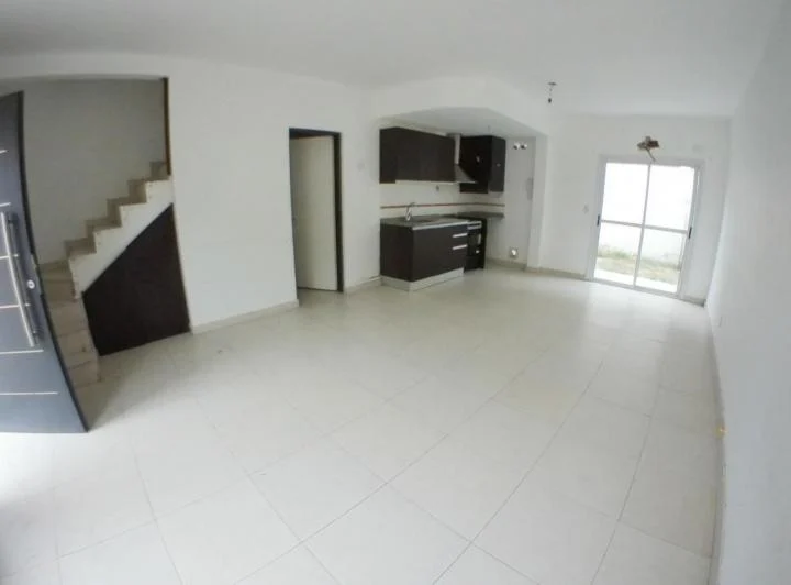 Duplex 2 habitaciones detras Universidad de Moreno 3