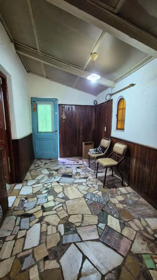 Venta Casa sobre Lote de 10x24 en el Corazon de Paso del Rey Centro 3