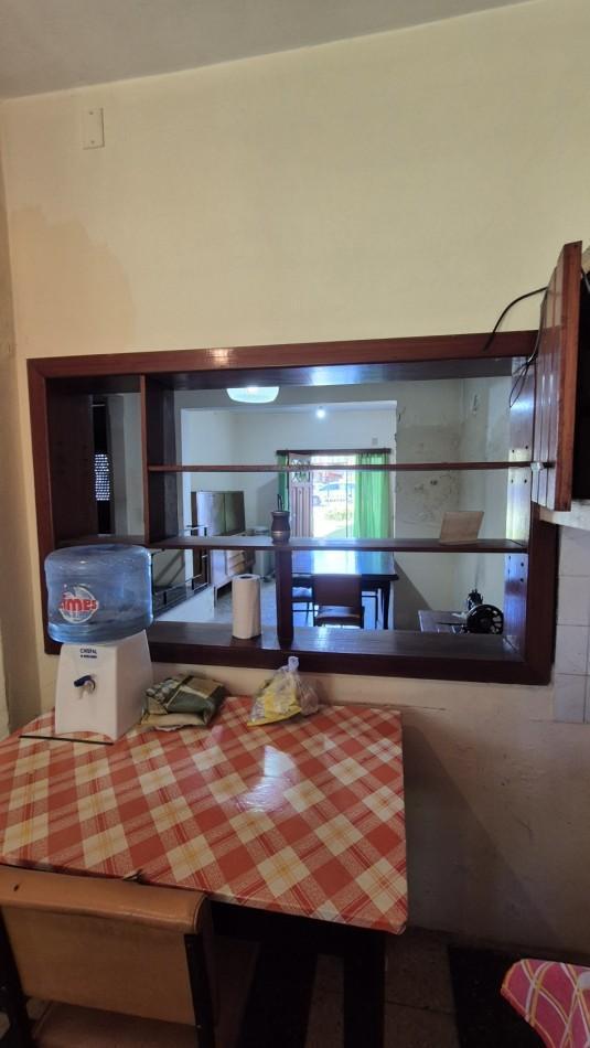 Foto de Venta Casa 3 Ambientes sobre Gran Lote 10x42 Moreno / PDR, imagen 4