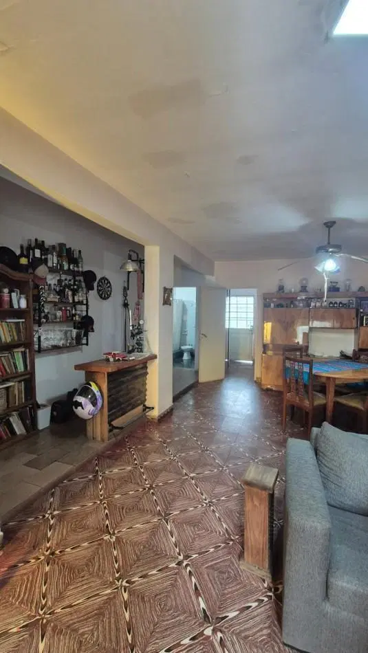 Venta Casa 4 Ambientes con Cochera y Fondo Libre | Zona Plaza Bujan / UNM 5