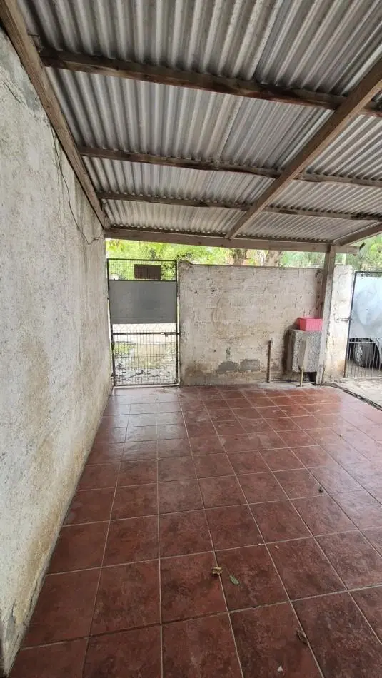 Venta Casa 3 Ambientes con Cochera y local en La Quebrada 3