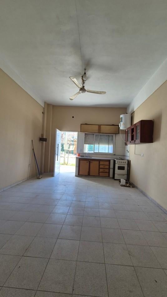 Alquiler Departamento 2 Ambientes Amplio con Colectivo en la Puerta | Paso del Rey