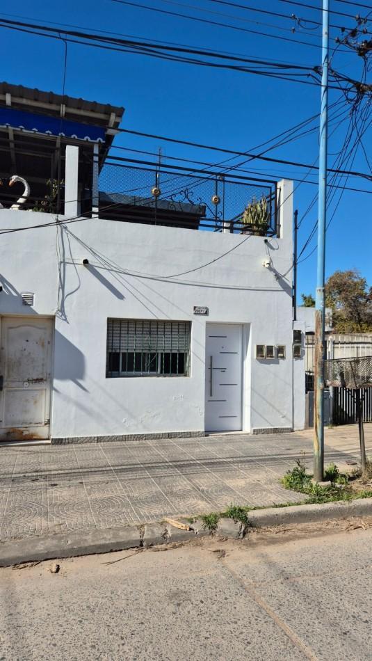Foto de Alquiler Departamento 2 Ambientes Amplio con Colectivo en la Puerta |, imagen 2