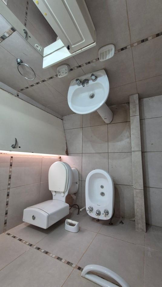 Foto de Alquiler Departamento 2 Ambientes con Patio | Paso del Rey Centro |, imagen 3