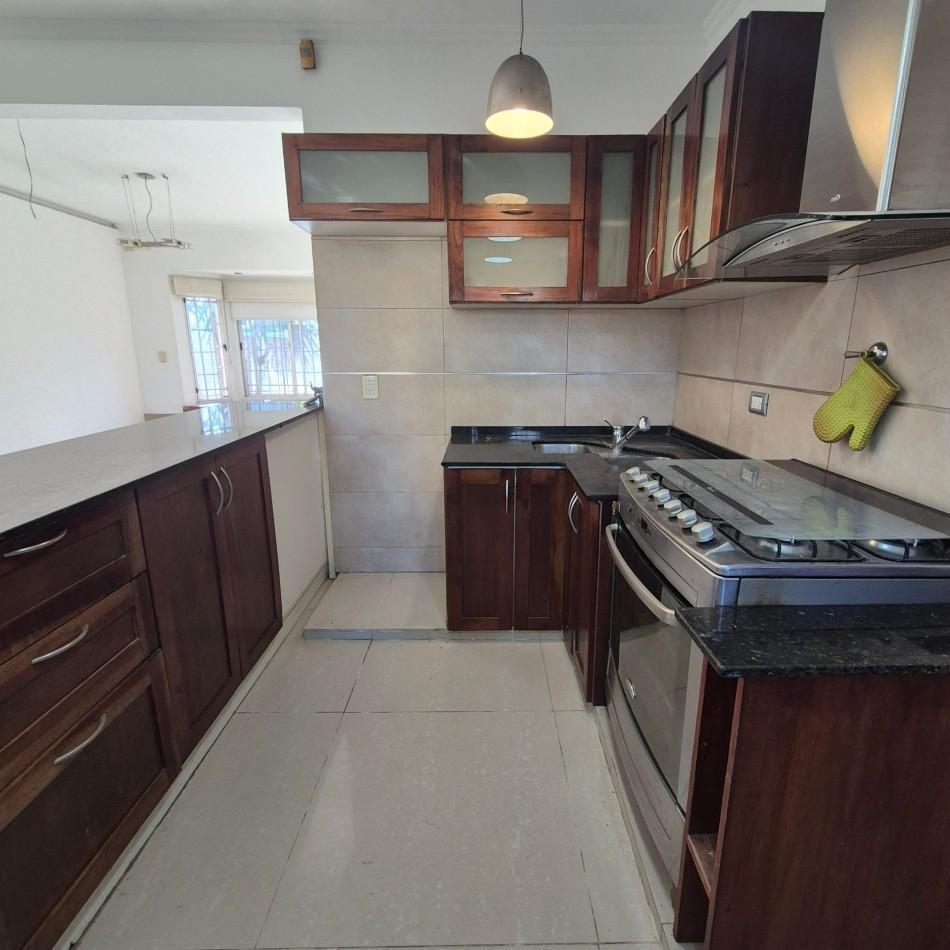 Foto de Alquiler Casa | 3 Dormitorios con Parquet, Hidromasaje y Gran Parque |, imagen 5