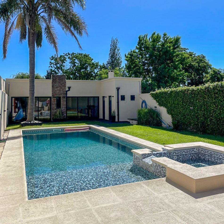 Foto de Impecable Casa 3 Ambientes con Pileta en Paso del Rey, imagen 1