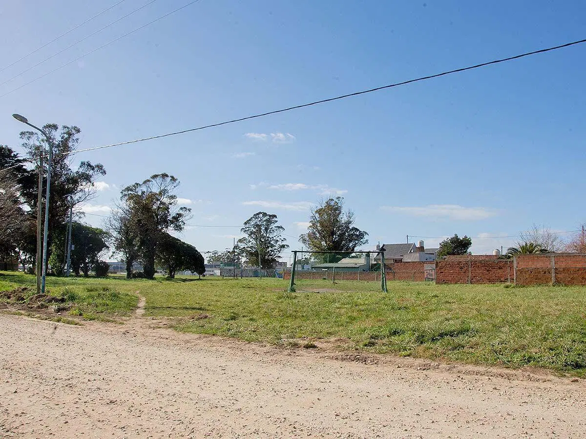 Lote . | FLORISBELO ACOSTA al 7700 2
