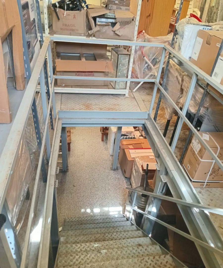 GALPÓN / DEPÓSITO CON OFICINAS EN OLIVOS – VENTA Y ALQUILER