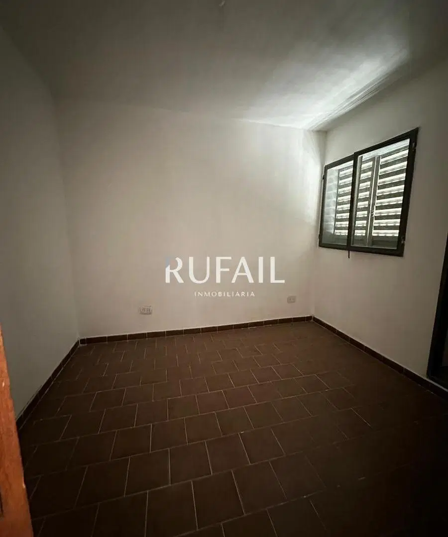DEPTO EN ALQUILER EN B° SAN VICENTE 1 DORM 5