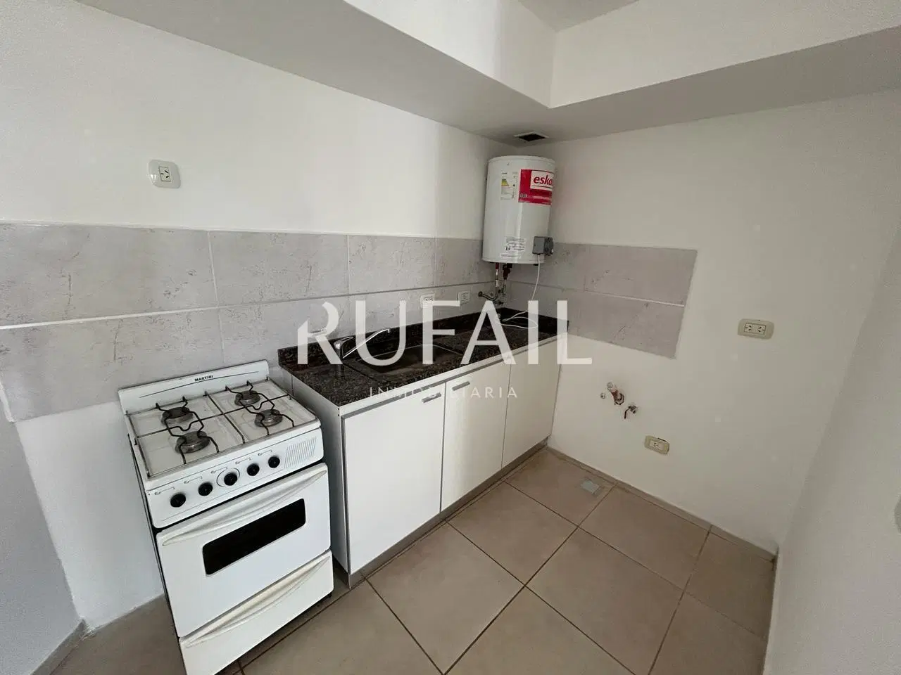 B° ALTO ALBERDI . STA ROSA N 2500 . 1 DORM . LUMINOSO Y ESCRITURA 4