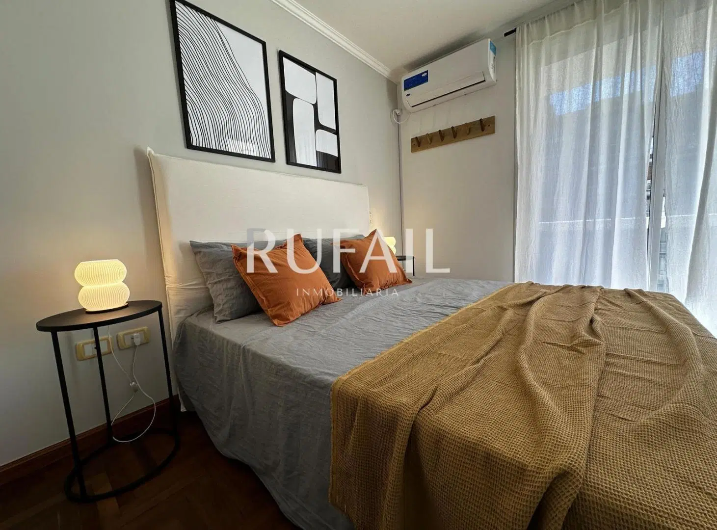 DPTO EN VENTA 2 DORM BALCÓN FRENTE PISO ALTO ASADOR 4