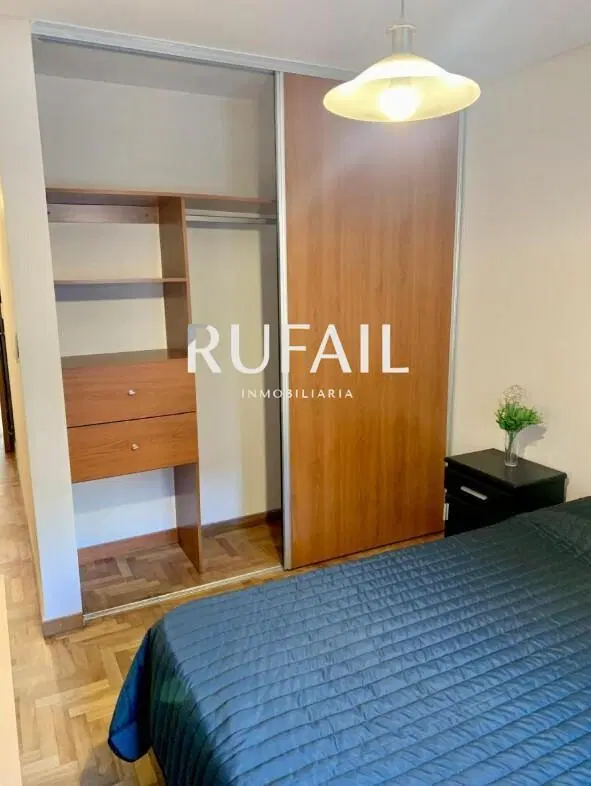 VENTA DE DEPTO EQUIPADO CON BALCÓN EN B° NUEVA CBA 4
