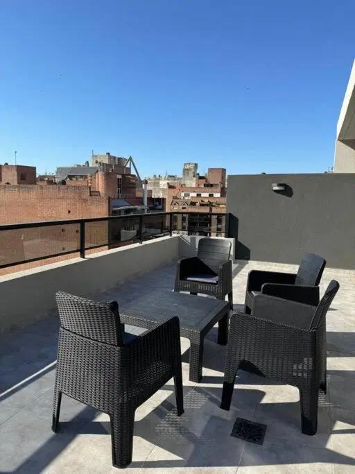AMOBLADO DE 1 DORMITORIO. B° NUEVA CÓRDOBA. ZONA IDEAL 5