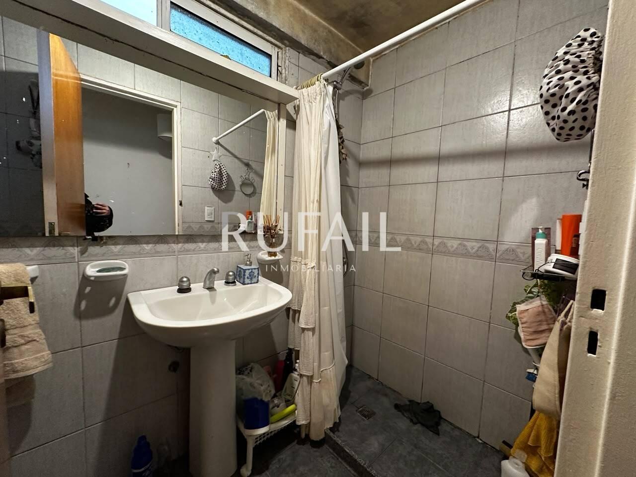 Foto de DEPTO EN VENTA, PATIO, 2DORM- CALLE FRUCTUOSO RIVERA, imagen 5