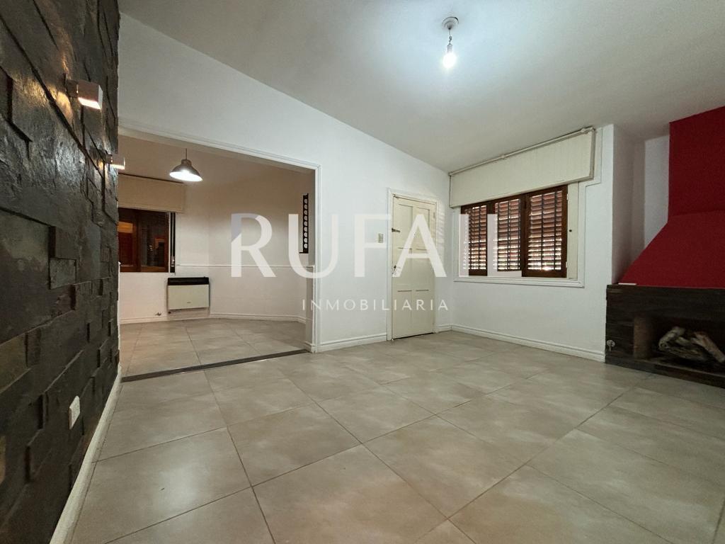 Foto de B° ARTIGAS . MINUZZI N 200 . 3 DORM . GARAGE . JARDIN CON ASADOR, imagen 3