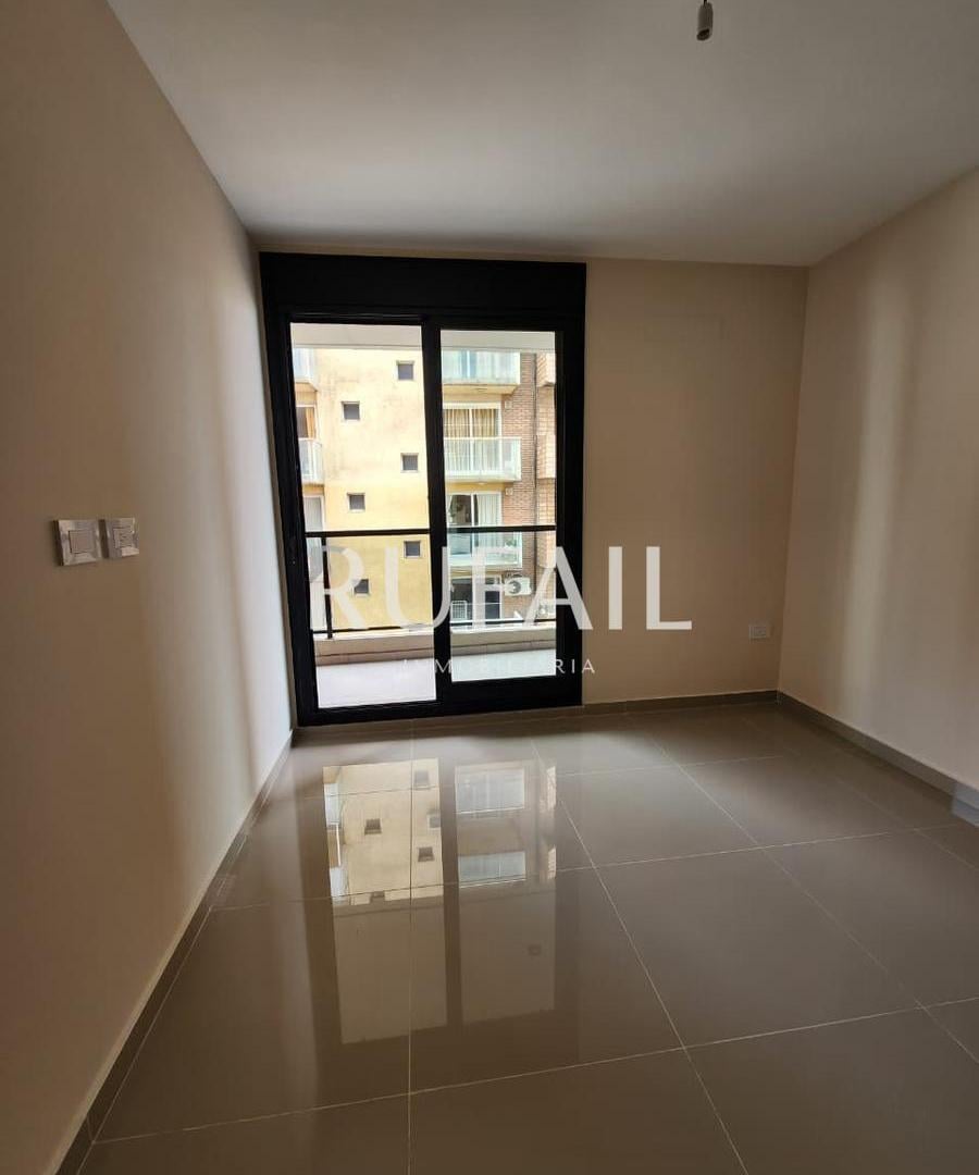 Foto de REGGIA 7 . B° NUEVA CORDOBA . ITUZAINGO N 400 . 2 DORM .EXCELENTE, imagen 3