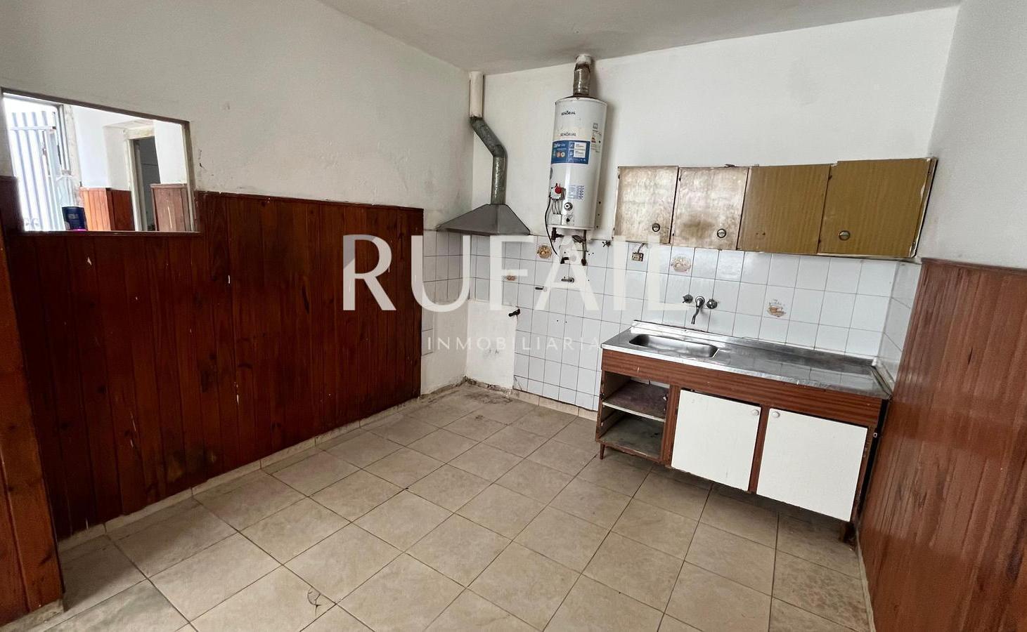 Foto de CASA EN VENTA. B° PUEYRREDÓN. 3 DORMITORIOS. PATIO AMPLIO. OPORTUNIDAD, imagen 2