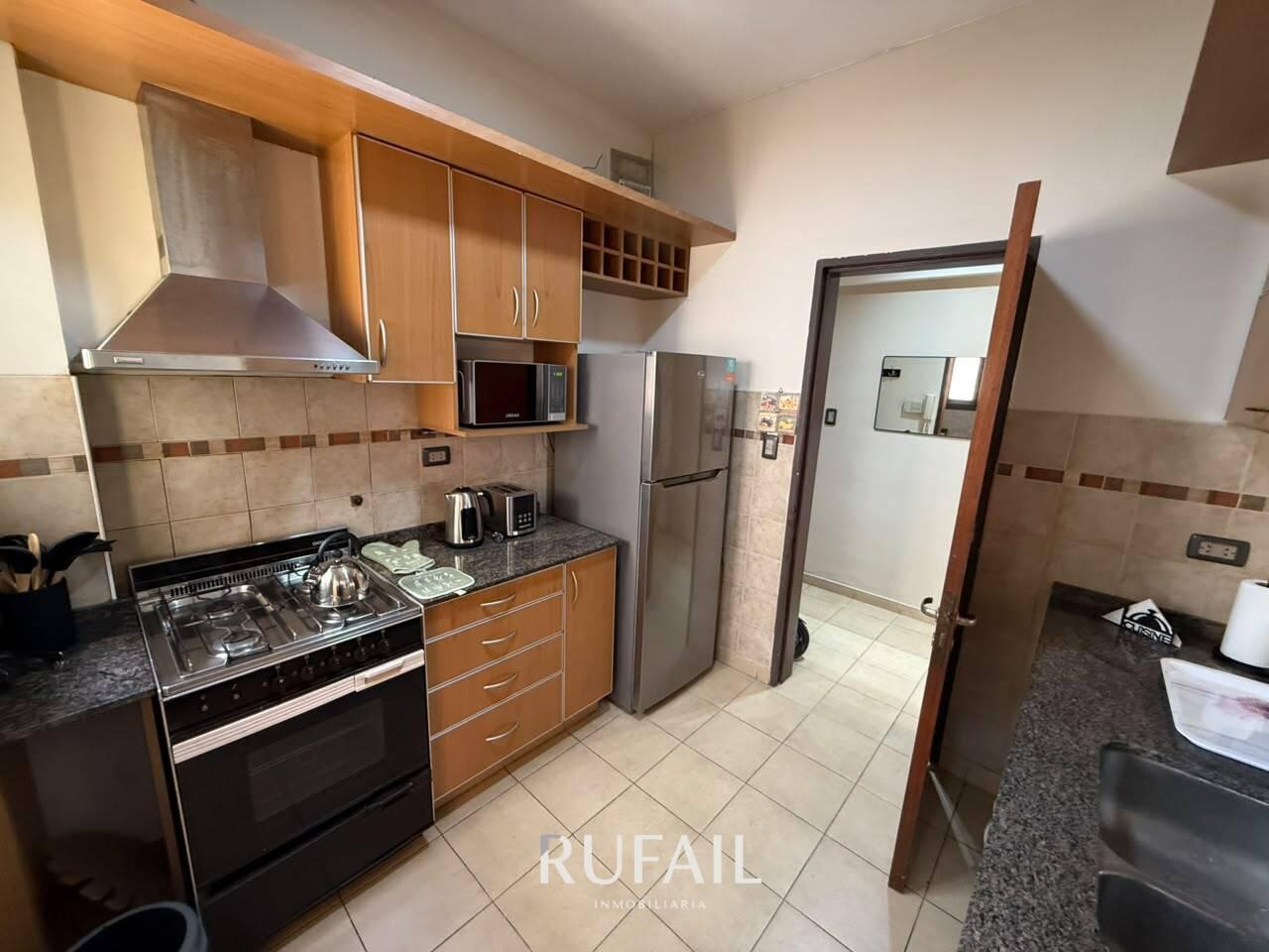 Foto de EXCLUSIVO AMOBLADO. 2 DORM. 2 BAÑOS. CENTRO DE CORDOBA, imagen 4