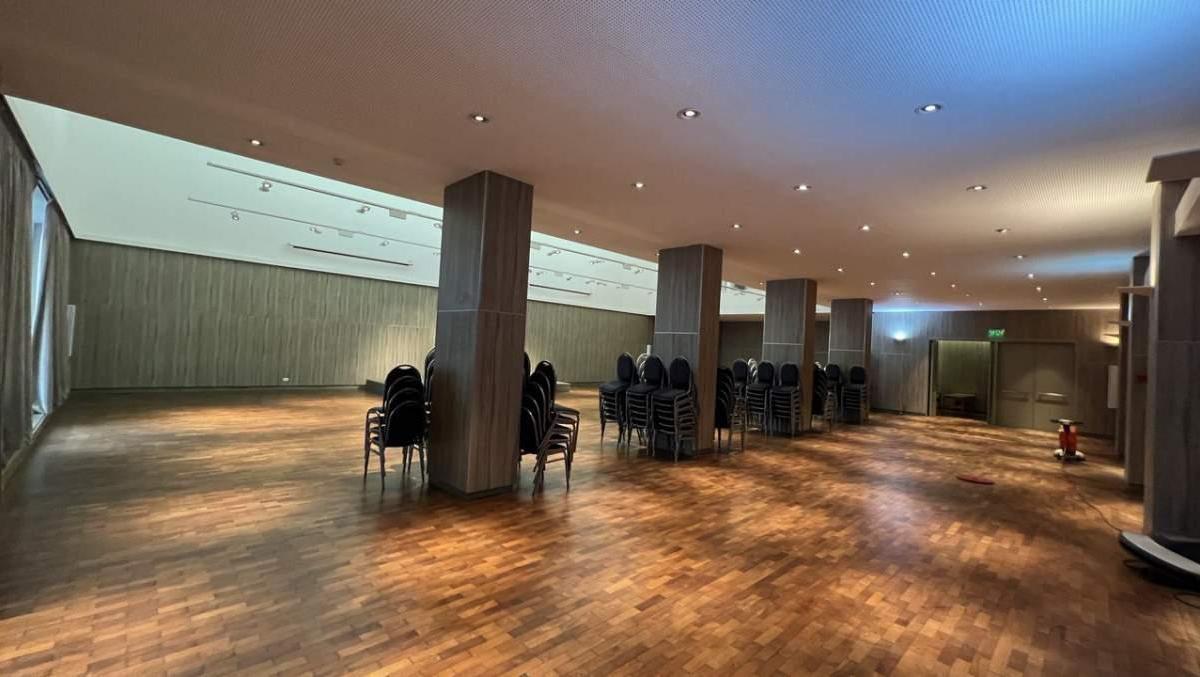 Foto de IMPONENTE AUDITORIO EN VENTA B° CENTRO BOLSA DE COMERCIO, imagen 1
