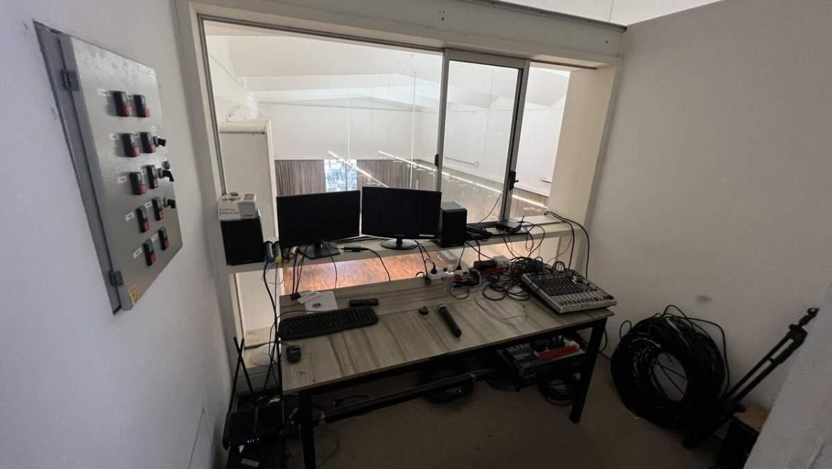 Foto de IMPONENTE AUDITORIO EN VENTA B° CENTRO BOLSA DE COMERCIO, imagen 5