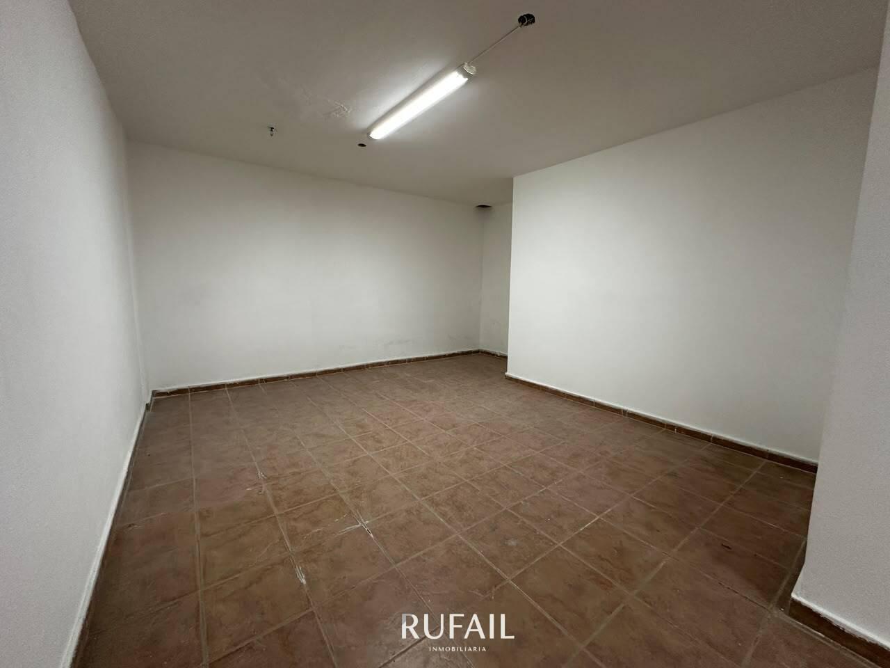 Foto de LOCAL EN ALQUILER 200M2, NUEVA CBA, EXCELENTE UBICACIÓN, 2 PLANTAS, imagen 2