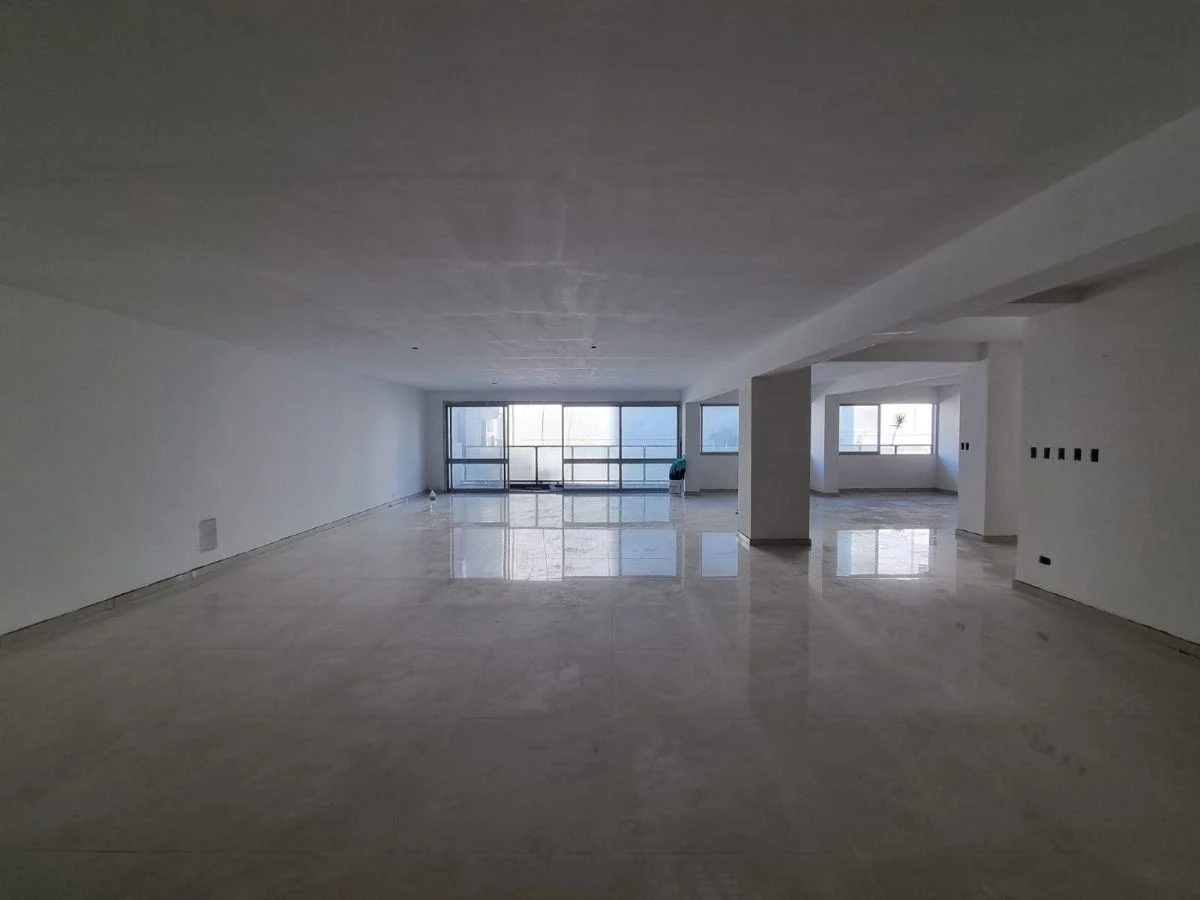 Foto de Alquiler Oficina Comercial - Deposito - Showroom CABA Abasto, imagen 5