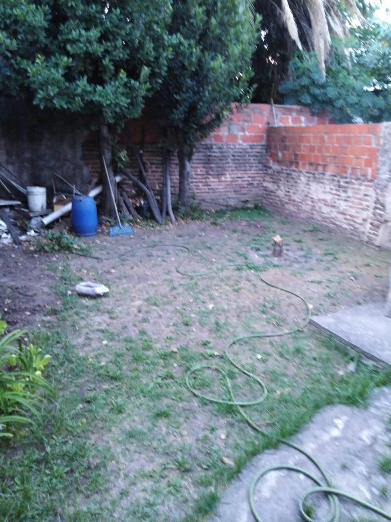 Nuevo Precio: Hermosa Casa a La Venta en Dos Plantas Apta Para Múltiples Usos 3
