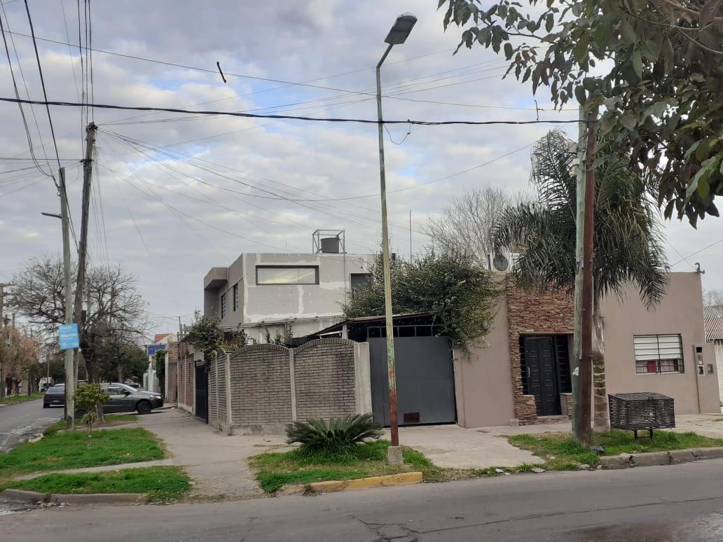 Excelente Oportunidad de Compra Para Inversores en Lomas de Zamora 5